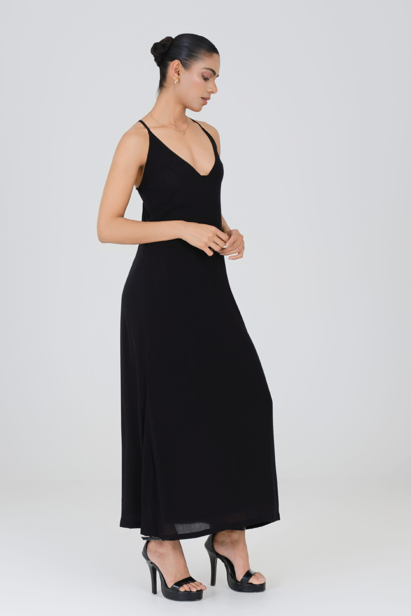 Breeze Noir maxi dress